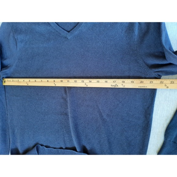 J. Crew Men's Medium V-Neck Stretch Sweater Long Sleeve Navy Blue Cashmere Blend - Picture 3 of 8